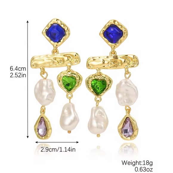 Elegant Feminine Gold Tone Drop Earrings with Gems 💎 - Picture 3 of 4